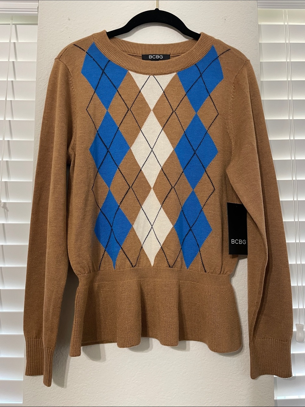 BCBG New with Tags Argyle Peplum Knit Pullover Sweater Tan Blue Medium